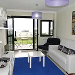 El Pinedo נוחה