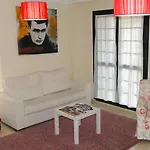 El Pinedo דירה *