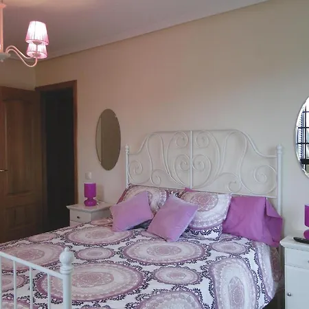 El Pinedo Appartement *