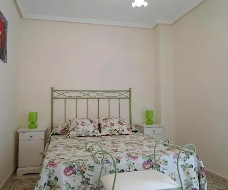 El Pinedo Apartment *