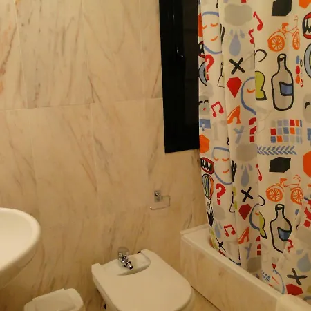 El Pinedo Apartment *